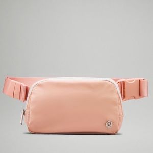 LULULEMON EVERYWHERE BELT BAG 1 L IN MELON SORBET